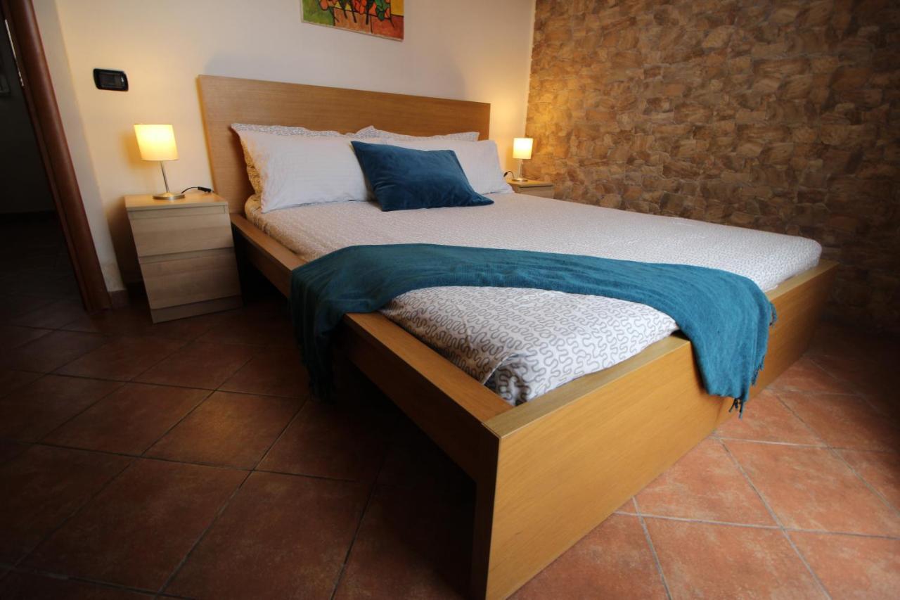 شقة Sunny Rome Attico Con Jacuzzi, Terrazzo E Fibra المظهر الخارجي الصورة