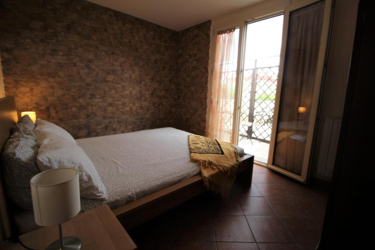 شقة Sunny Rome Attico Con Jacuzzi, Terrazzo E Fibra المظهر الخارجي الصورة